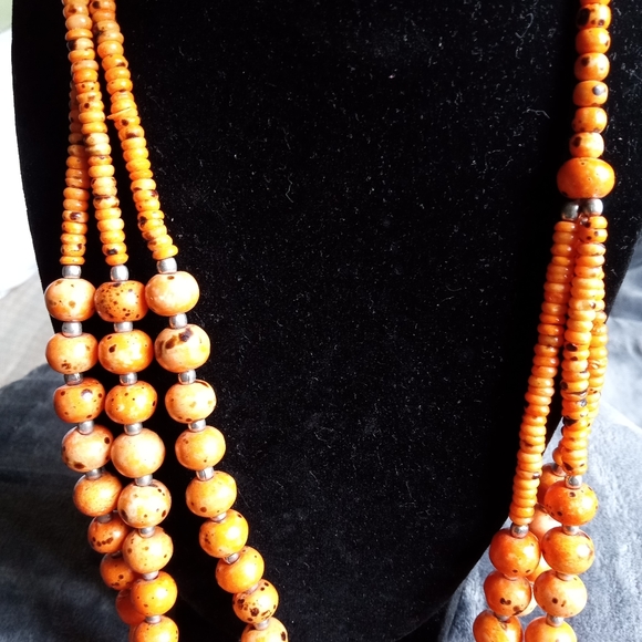 Chico's Three Strand Orange and Black Speckled Necklace - Picture 3 of 8